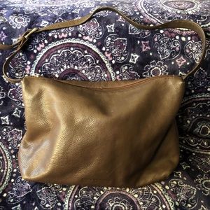 Leather Stone Mountain shoulder bag.